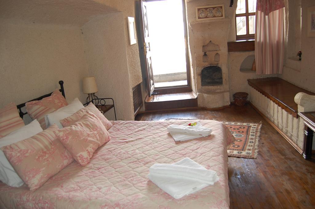 Hotel Lalesaray Учисар Экстерьер фото